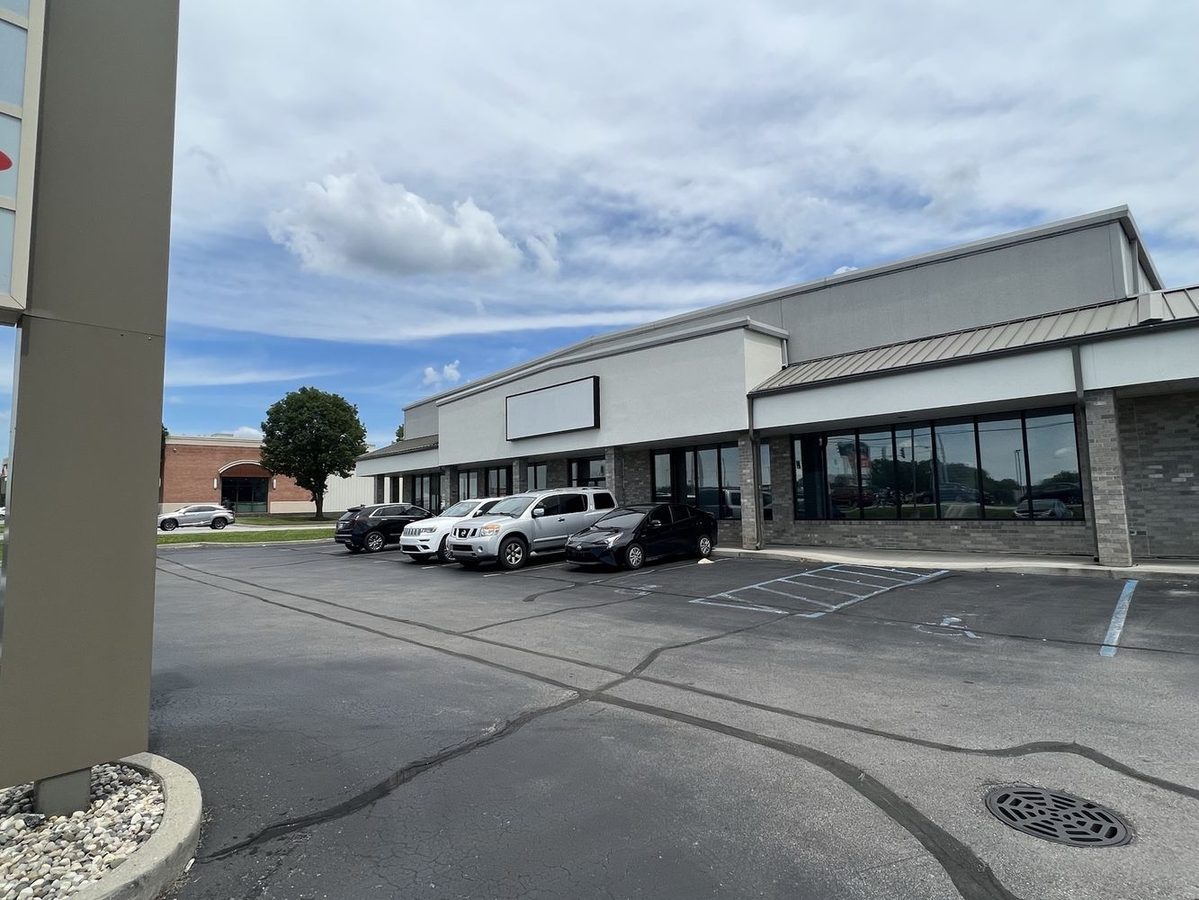 Lima/Orlando Commercial Center: 6210-6230 Lima Road, Fort Wayne, IN 416818